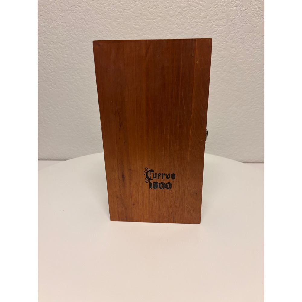Vintage Cuervo 1800 Tequila Wooden Box Keepsake Storage Display Decor Rustic - Picture 2 of 10